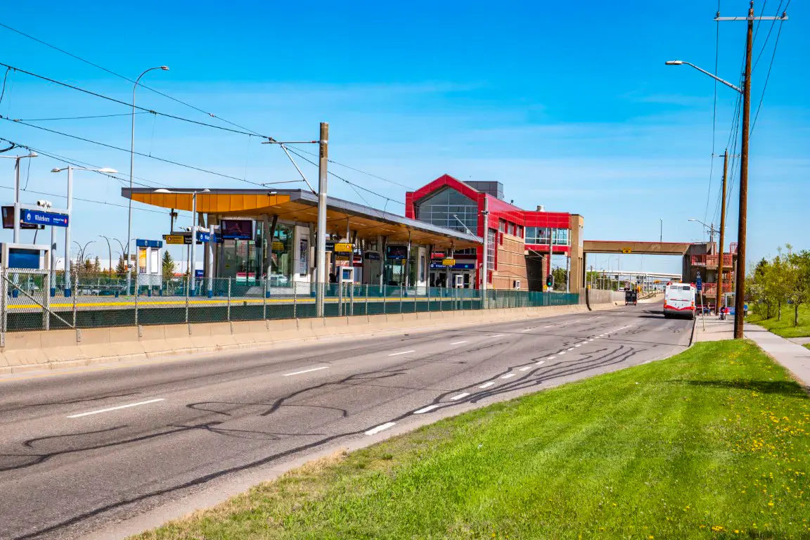 Whitehorn community scene 1