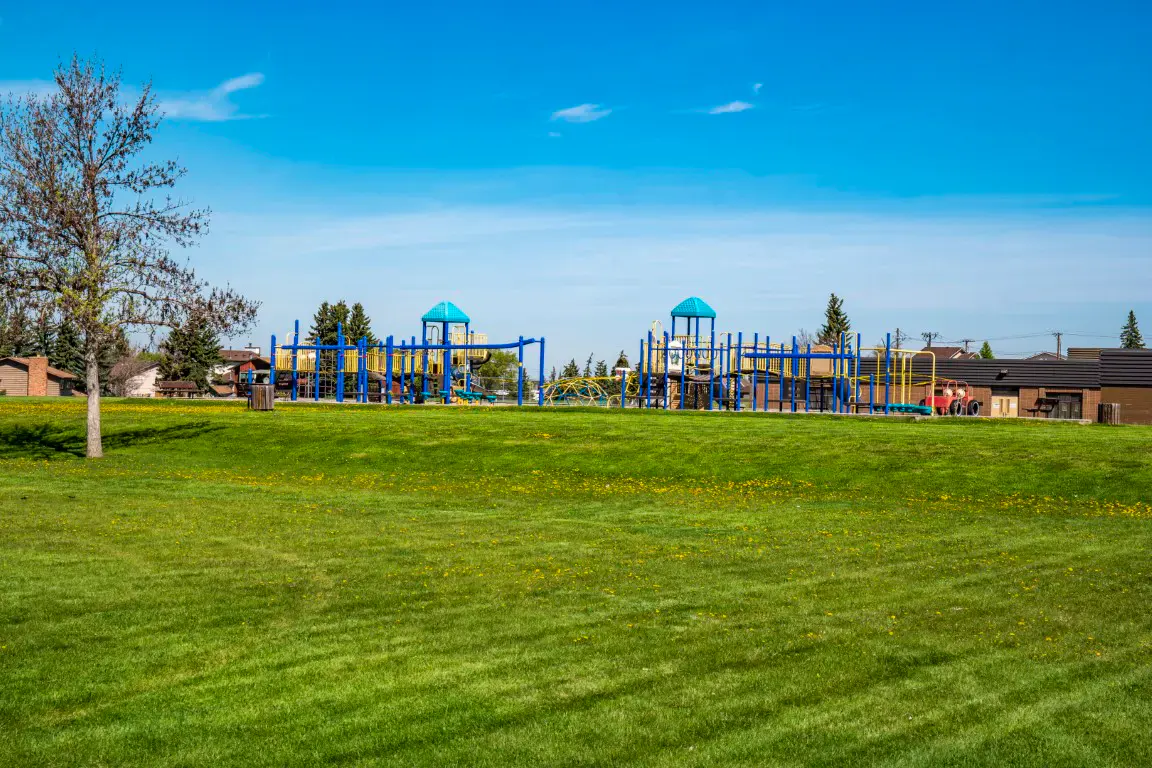 Whitehorn community scene 2